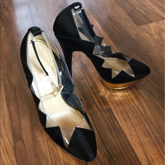 Black satin “Origami” pumps with platform US5/EU35 - Picture 3 of 13